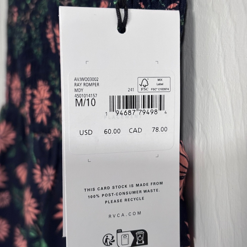 Ray Romper from RVCA NWT in M/10 - Picture 6 of 6